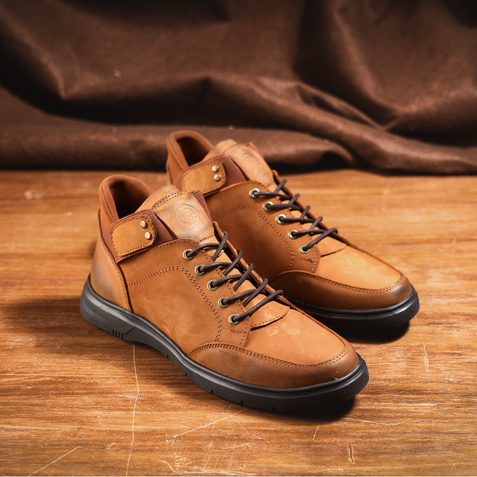 "Natural Leather Sneakers in Brown"103